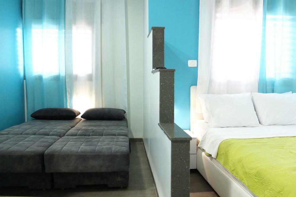 Hotel Blue Sky à Haïfa Extérieur photo